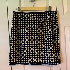 Vince Camuto Black & Ivory Skirt SZ 10